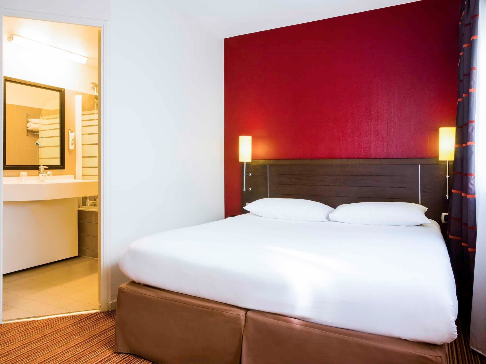 STANDARD, DOUBLE BED