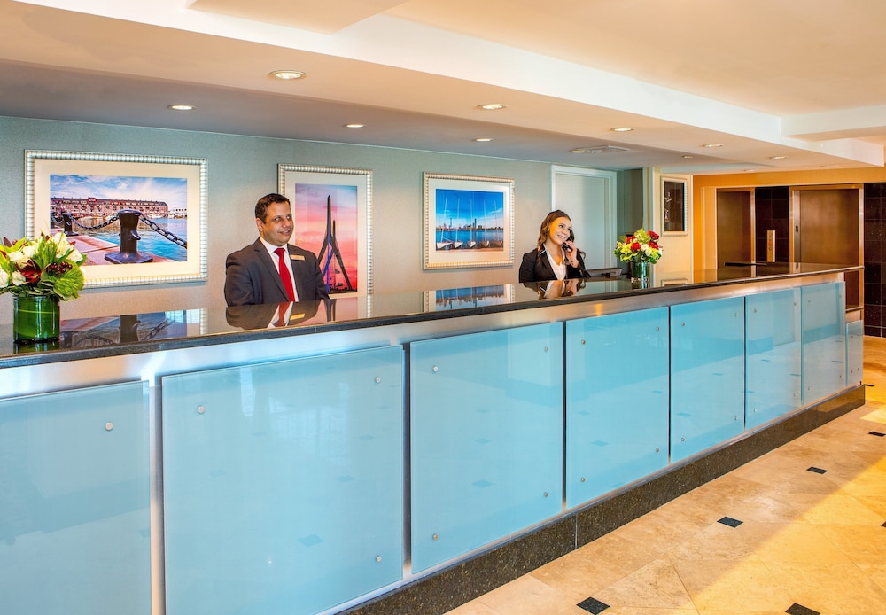 CROWNE PLAZA BOSTON - WOBURN 6/80