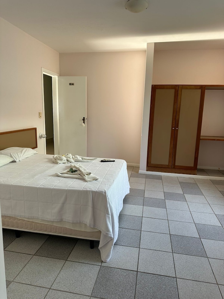 Hotel Paraiso Tropical 17/50