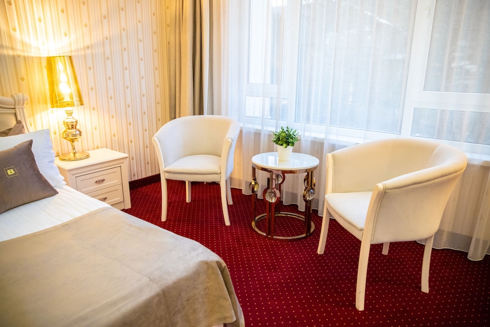 Hotel Carpathia 22/68