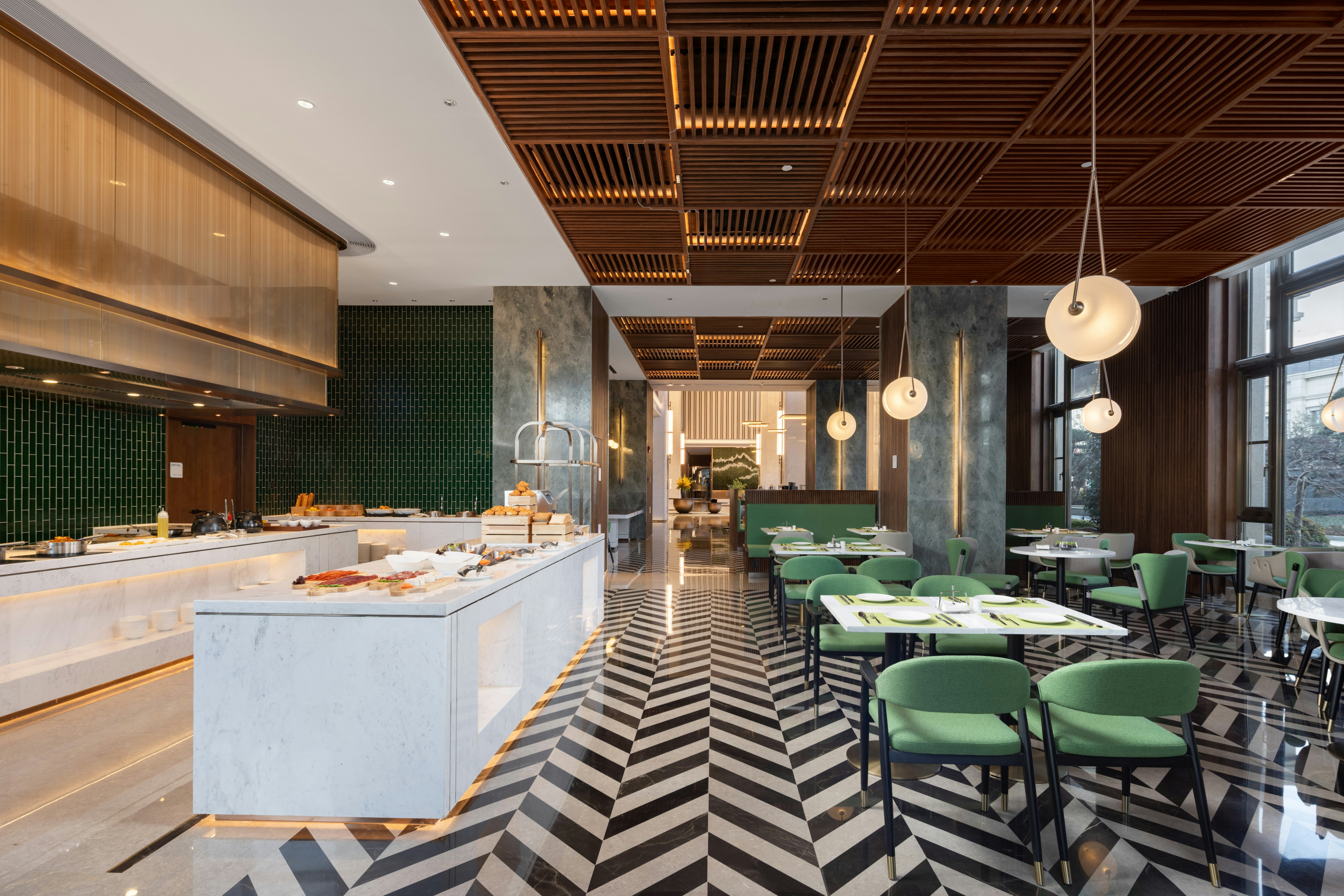 Hilton Garden Inn Shanghai High-Speed East Railway Station 42/44