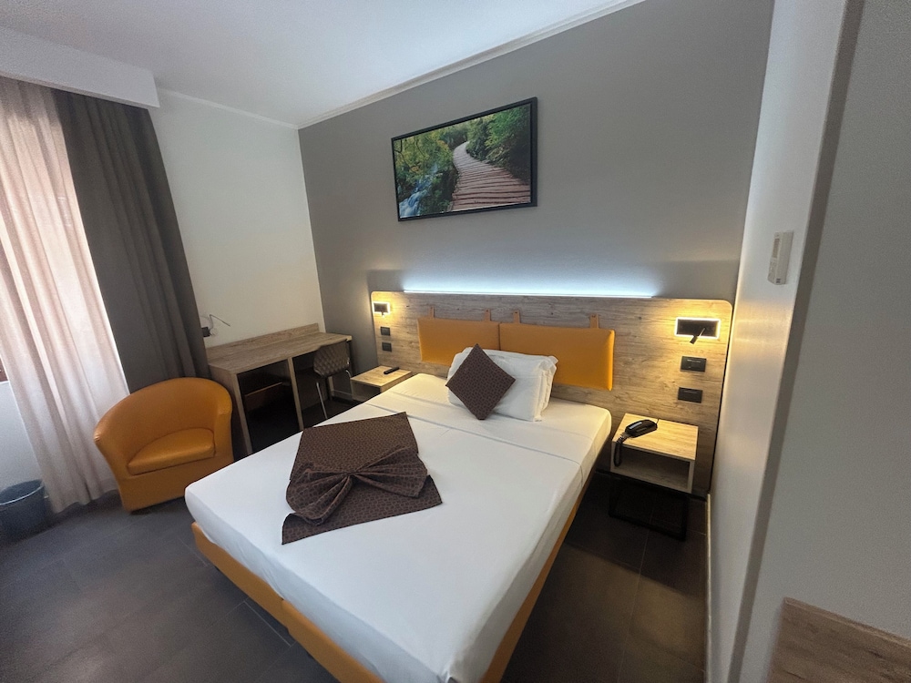 Hotel Stradivari 16/50