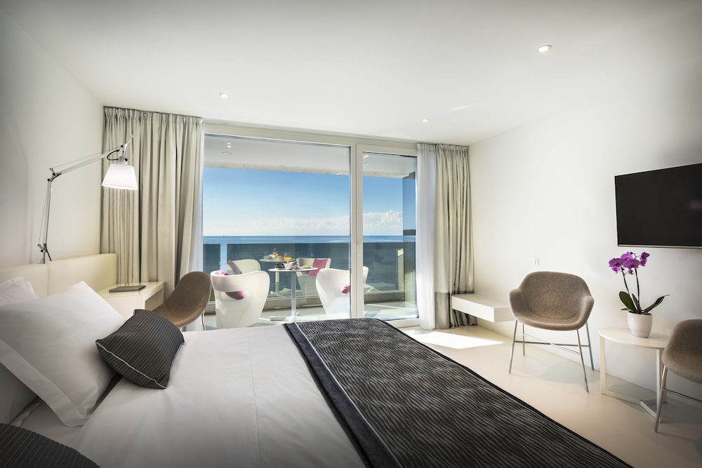Rivalmare Boutique Hotel 9/50