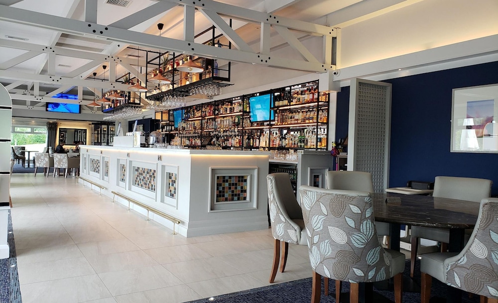 MILL PARK HOTEL 45/59