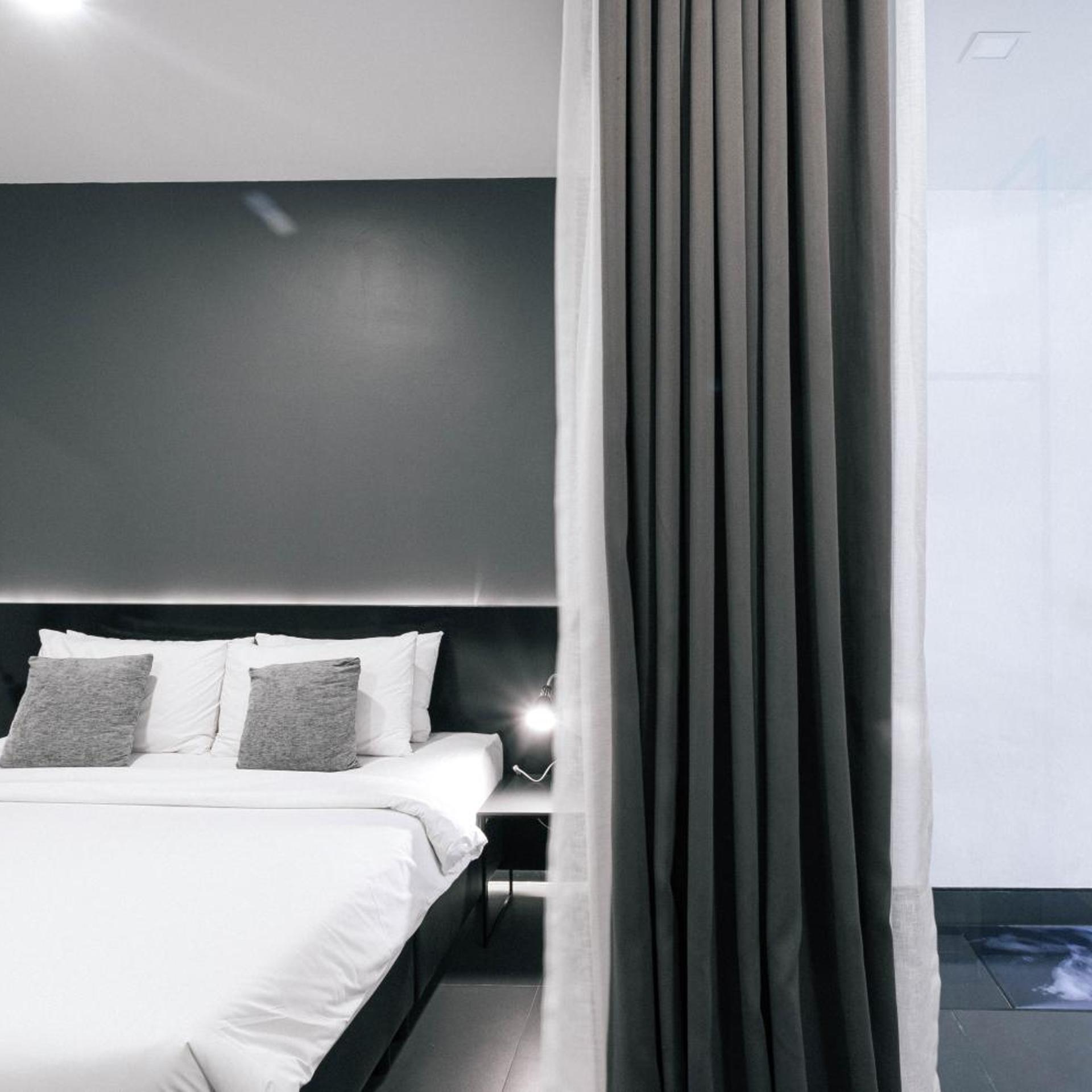 غرفة بسرير مزدوج بإطلالة على المسبح، CREW HOTEL 6/10