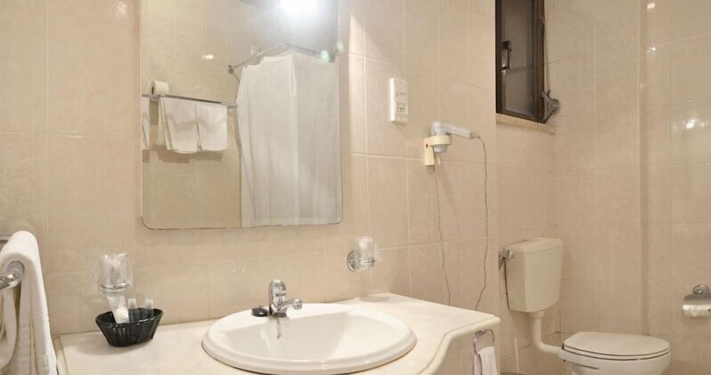 Room, Quadruple, 4 Beds, Excelsior 2/2