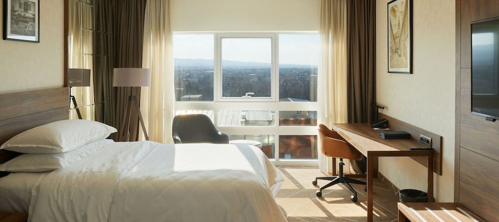 SHERATON NOVI SAD 15/48