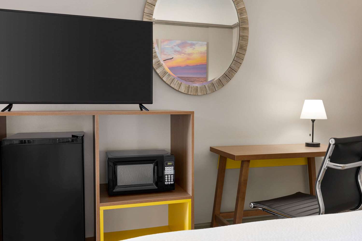 Days Inn by Wyndham Kingsland GA 20/30