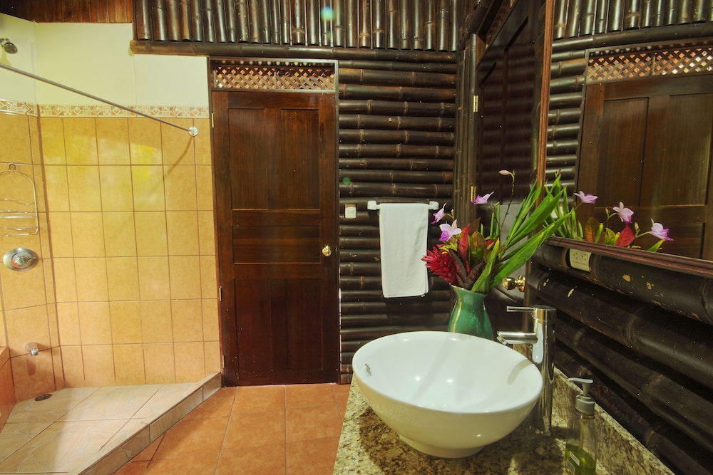 Greenlagoon Arenal Waterfall Villas 50/67