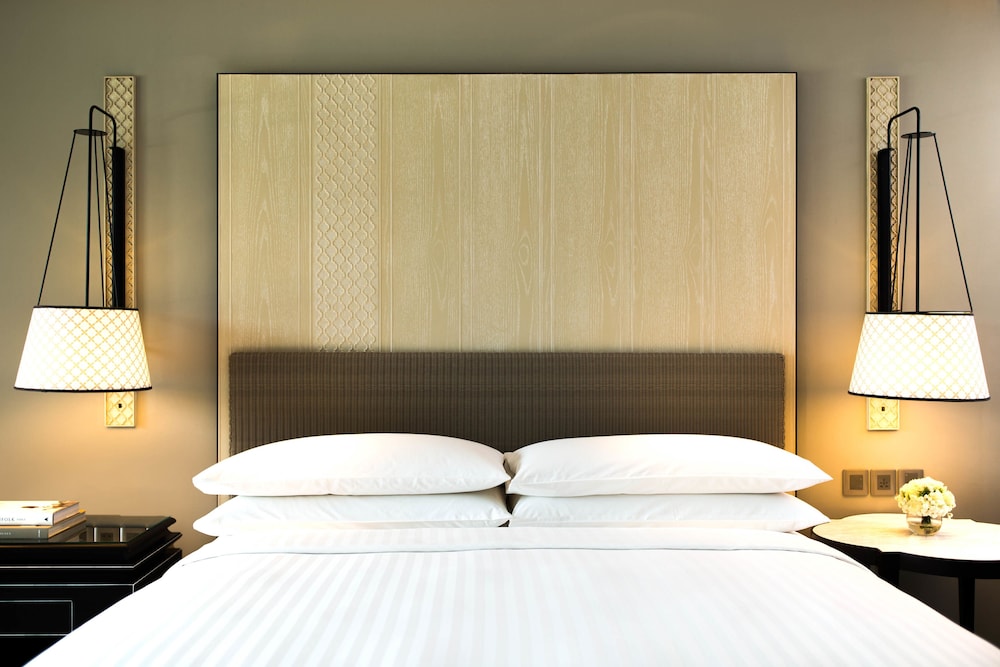 Hua Hin Marriott Resort And Spa 24/77