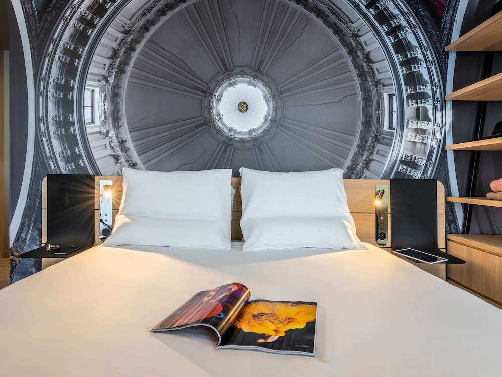 NOVOTEL BELLEVILLE PARIS 20 43/69