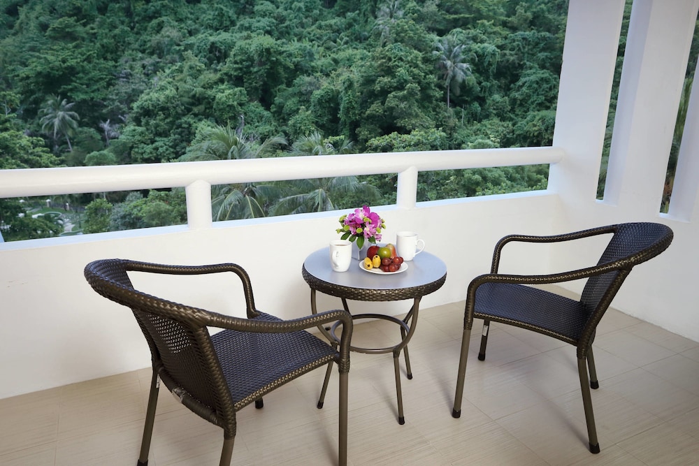 Le Meridien Phuket Beach Resort 56/73