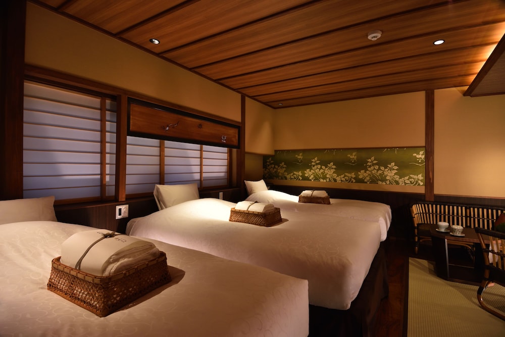 Special, Triple, 3 Beds