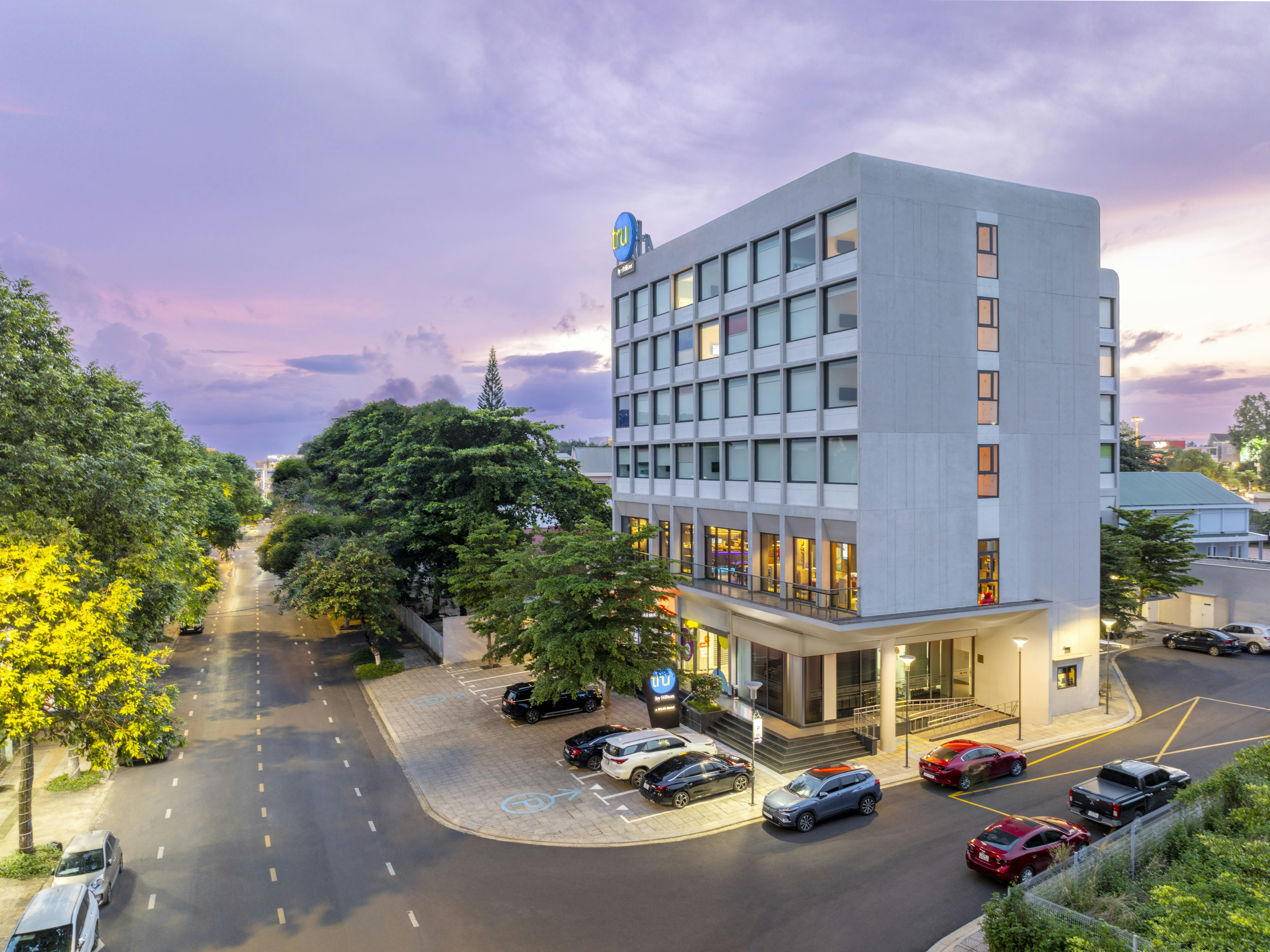Tru by Hilton Buon Ma Thuot City Centre 1/20