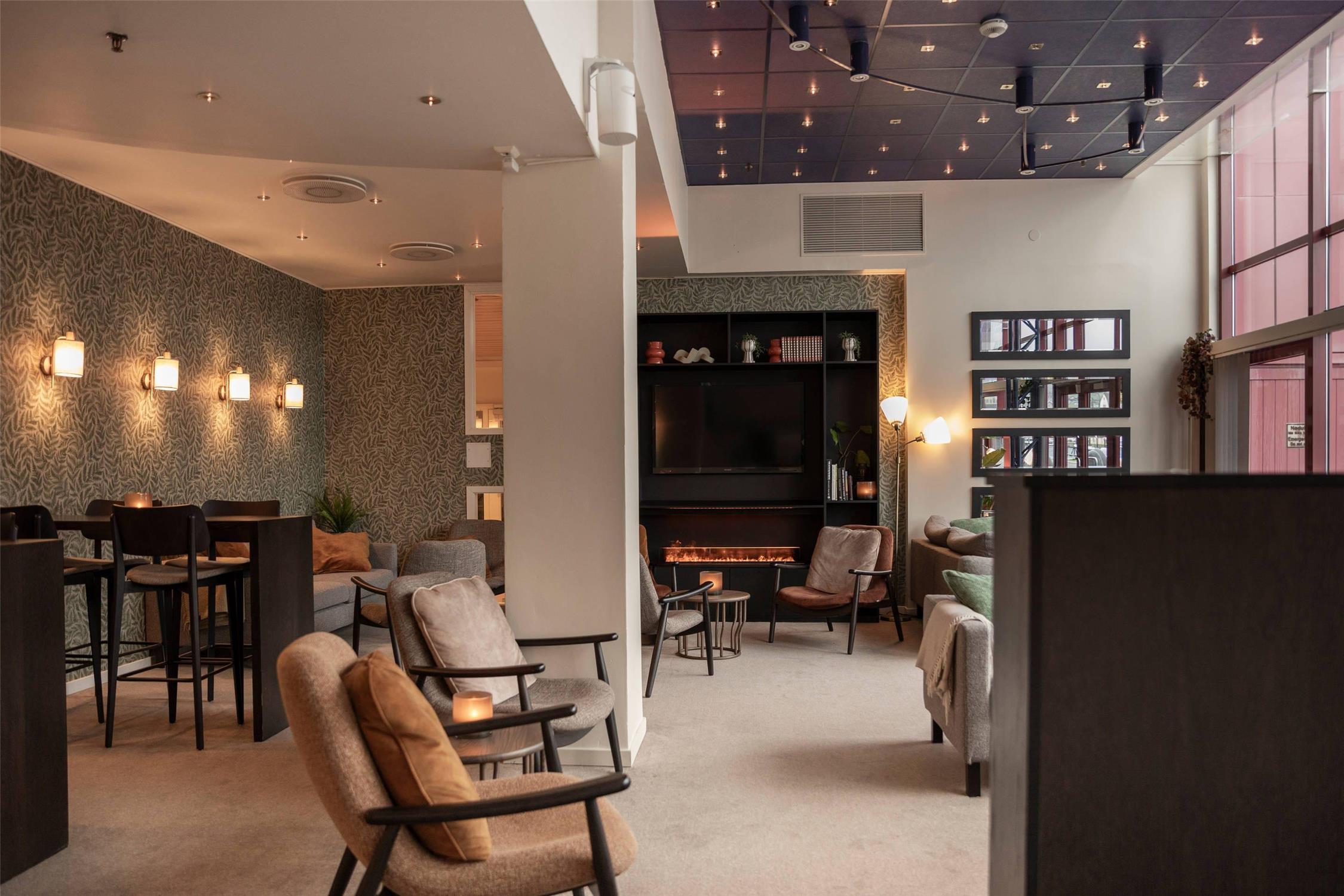 Home Hotel Arcticus 22/27