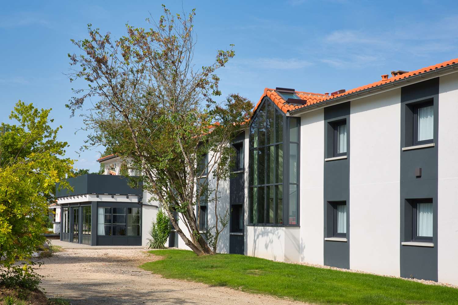 Sure Hotel By Best Western Les Portes De Montauban 4/41