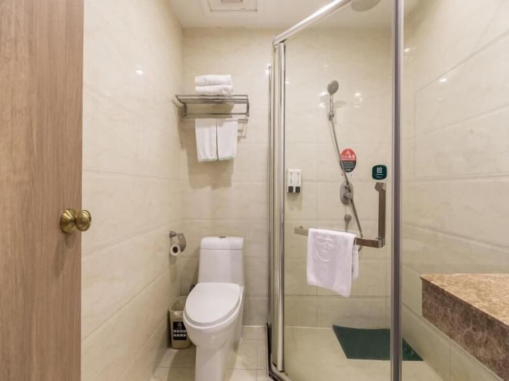 GREENTREE INN SHANGHAI ZHOUPU TOWN XIUPU ROAD BUSINESS HOTEL 25/31