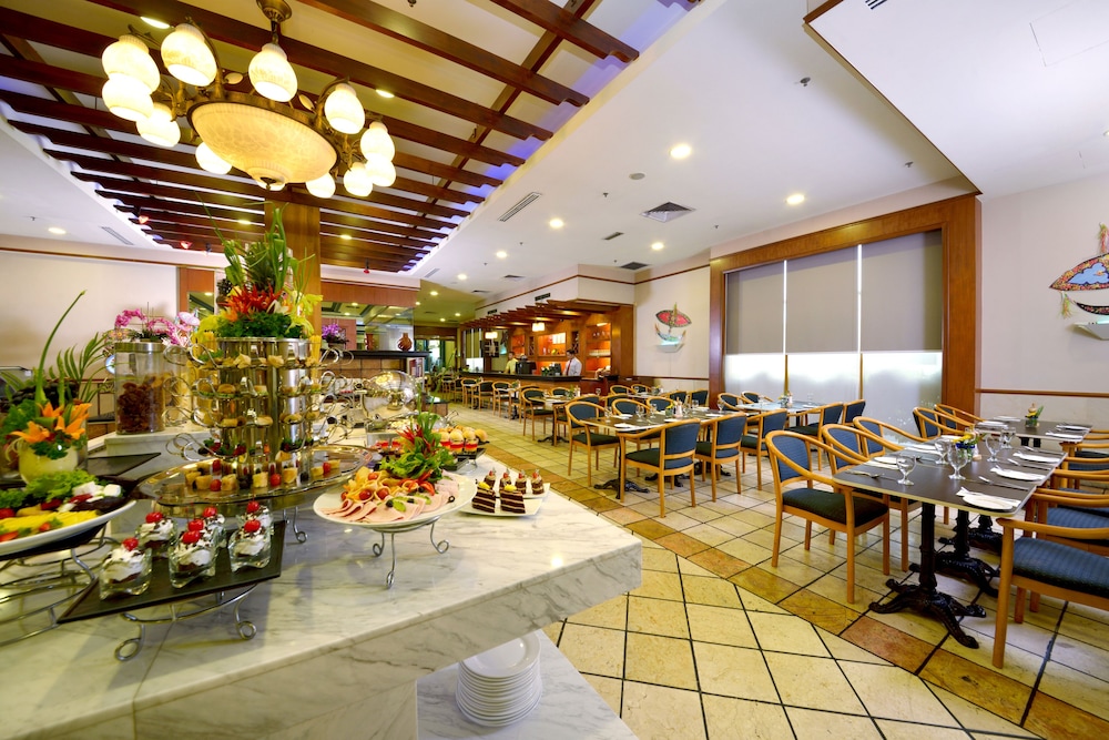 Lexis Port Dickson 36/62