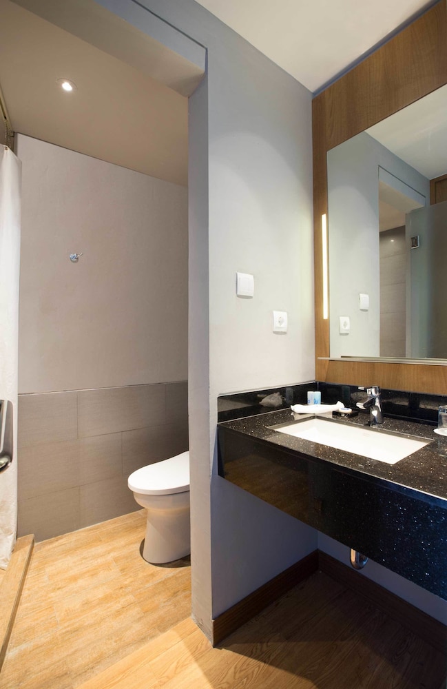 BATIQA HOTEL CIREBON 15/53