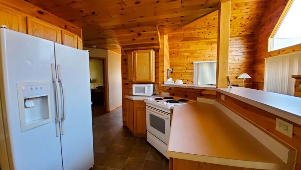 Jasper Ridge Inn Ishpeming 27/75