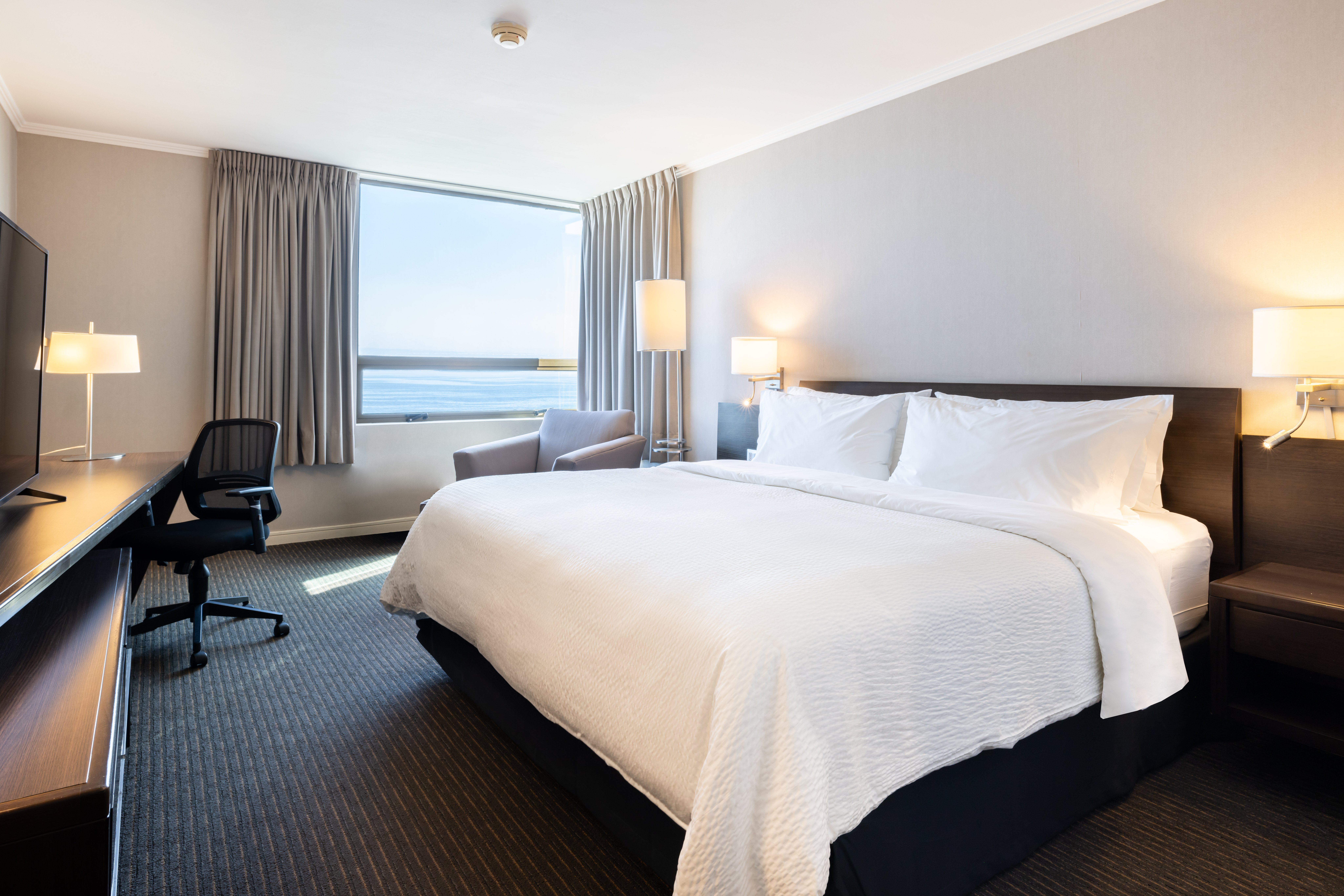 غرفة بسرير كينج بإطلالة على البحر، HOLIDAY INN EXPRESS ANTOFAGASTA 2/3