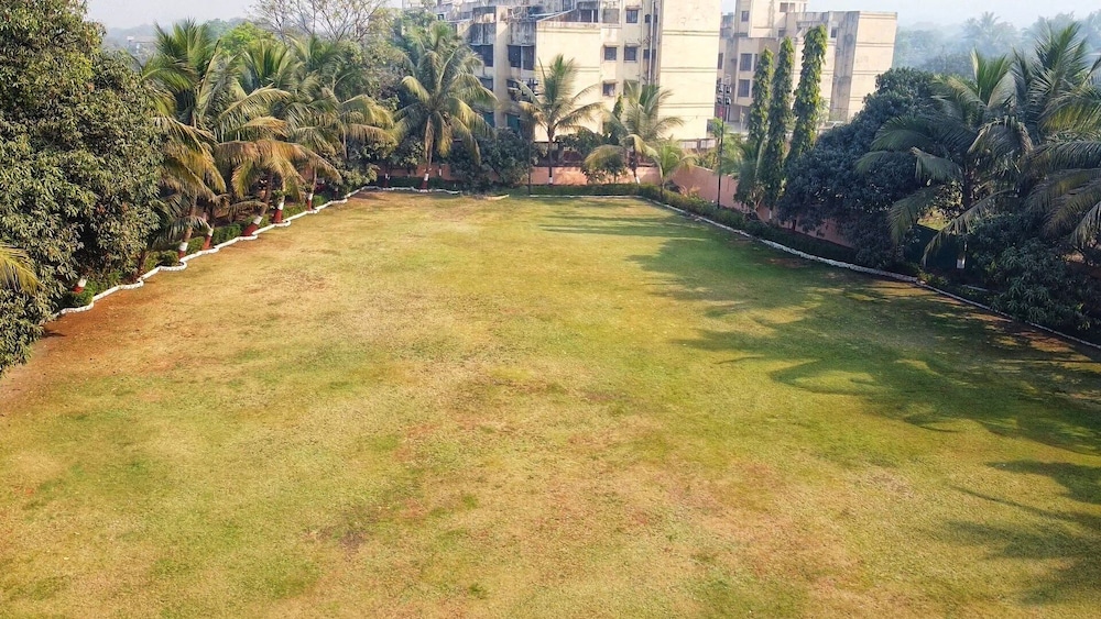 Pushp Vatika Resort & Lawns 51/60