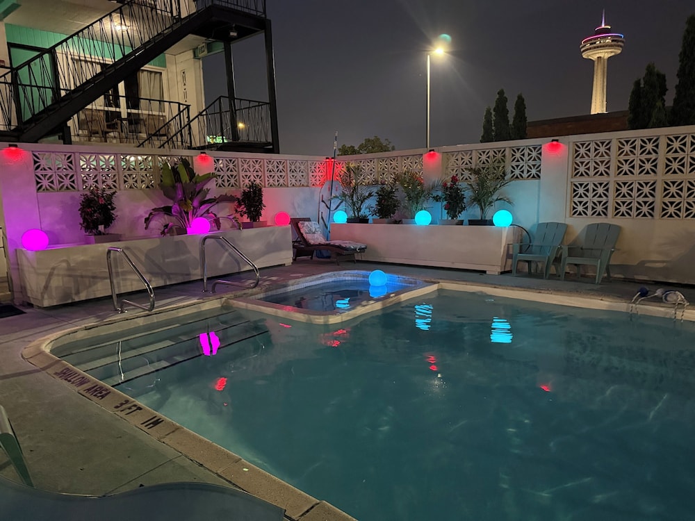 Rainbow Motor Inn - By The Falls 34/62