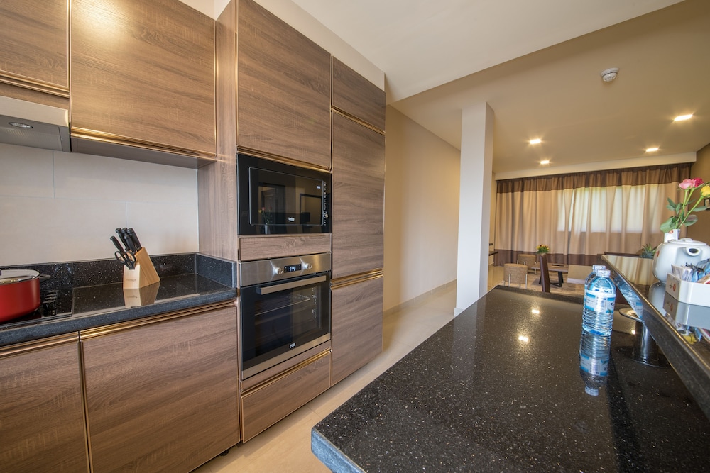 Kitante Apartments 34/50
