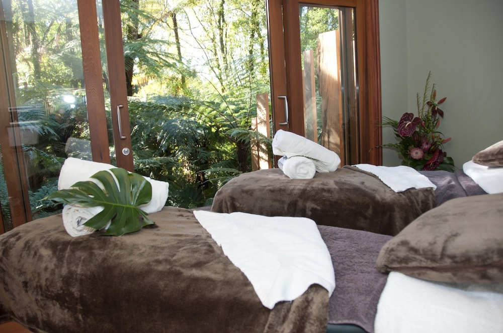 Treetops Lodge and Wilderness Experience 24/59