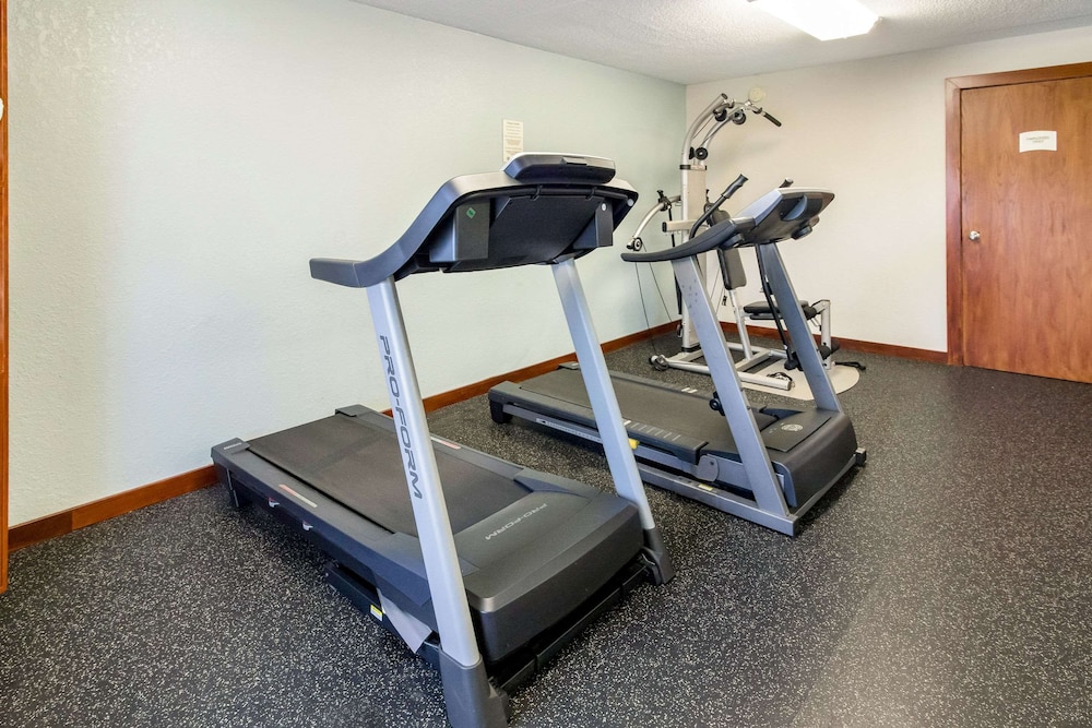 Quality Inn Dandridge 23/59