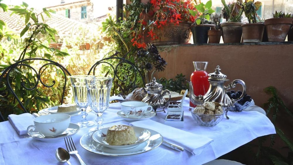 La Terrazza Dei Pelargoni B&B 23/44