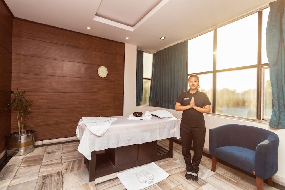 V One Hotel the Competent Palace 23/50