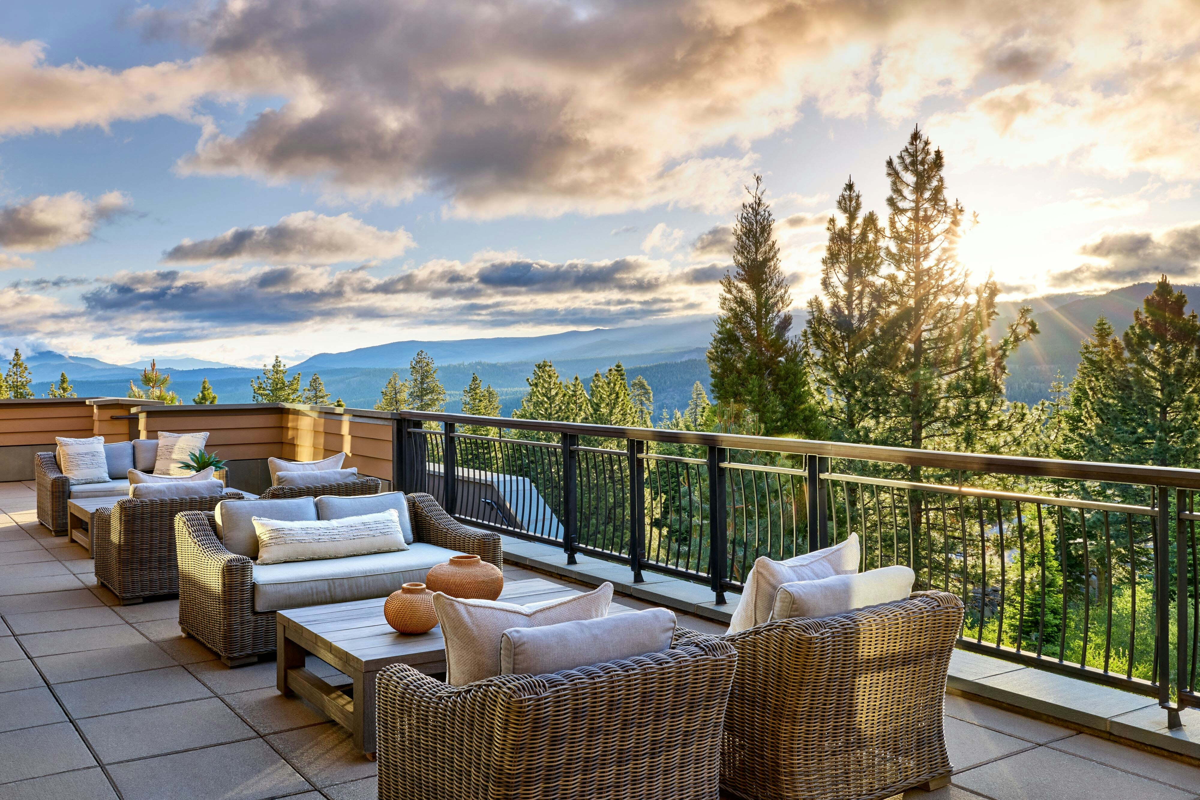 The Ritz Carlton Lake Tahoe 27/58