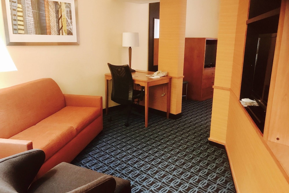 Fairfield Inn & Suites Sacramento Airport Natomas 15/23