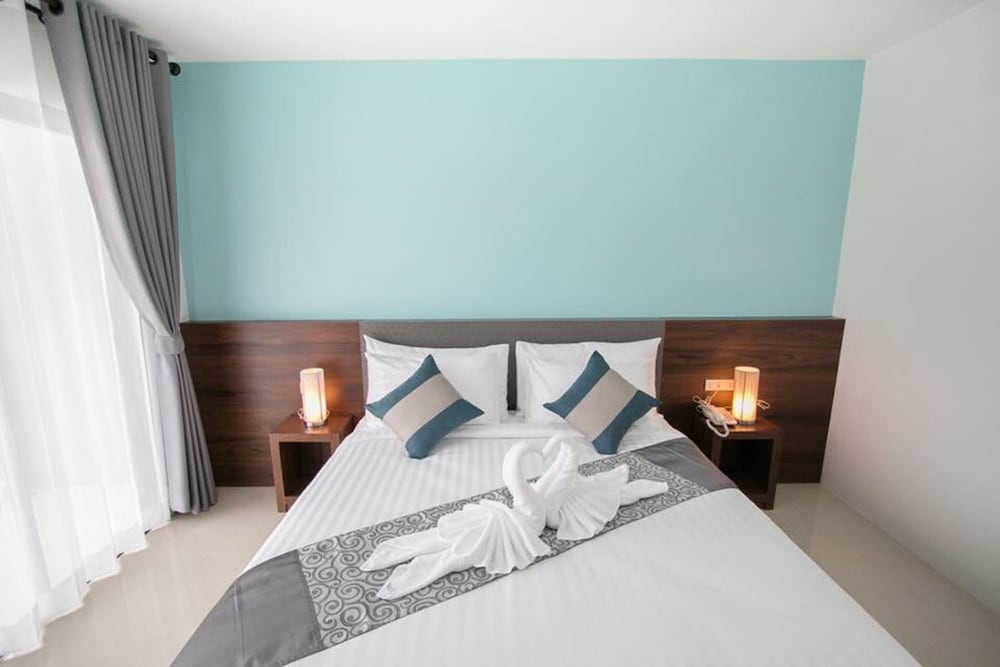 SUPERIOR, DOUBLE BED