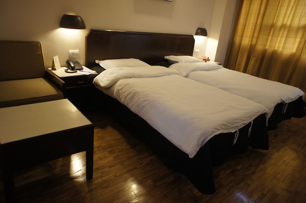 Marcopolo Business Hotel 25/50