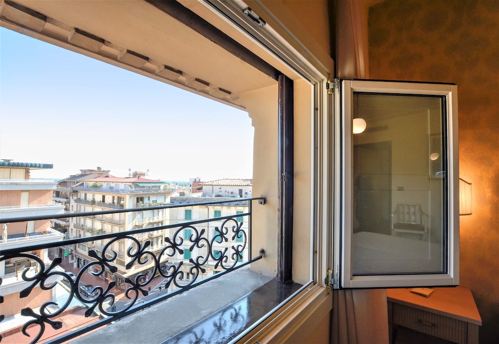 Grand Plaza Locanda Maggiore 5/28