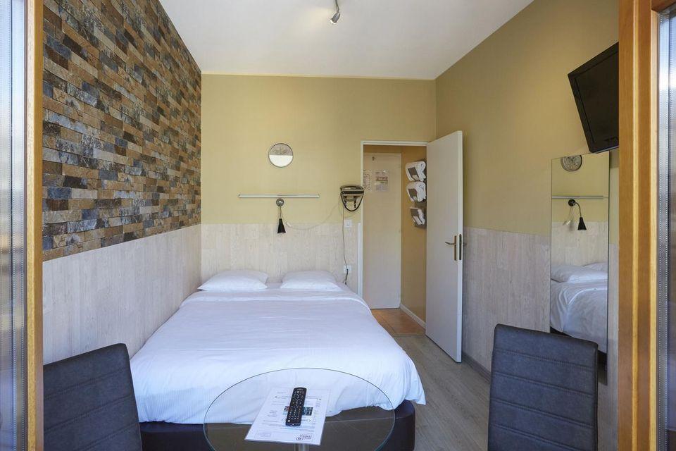 Compact, Basic, Double Bed
