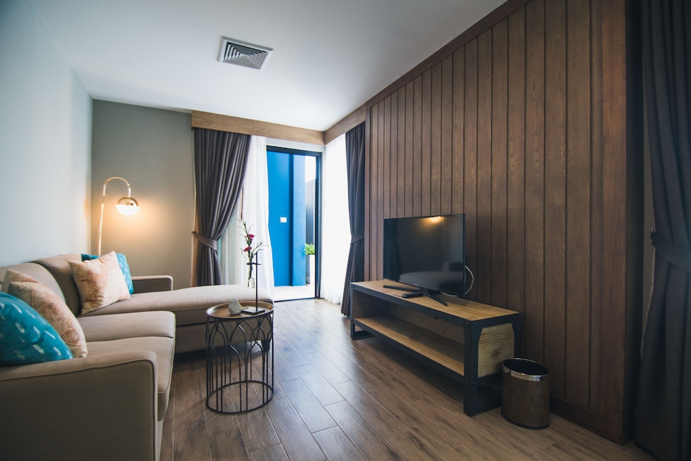 Coral Tree Villa Huahin 49/72