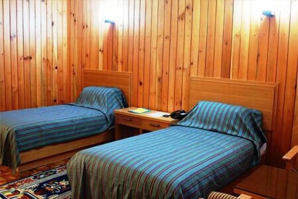 Khangkhu Resort 6/18
