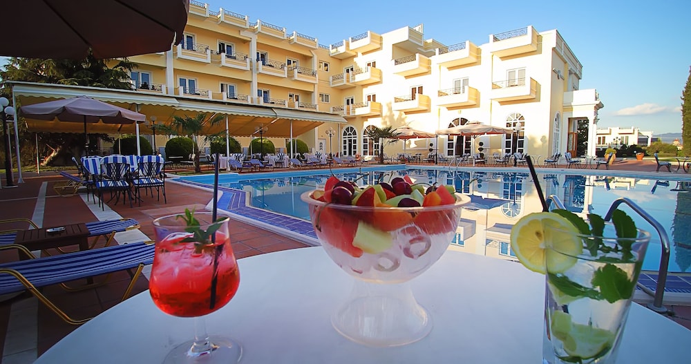 Hotel Kouros 58/61