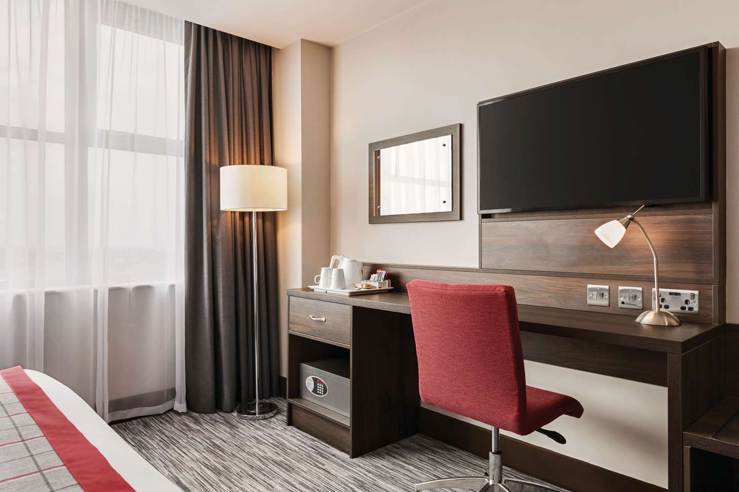 Ramada by Wyndham Leeds East 41/47