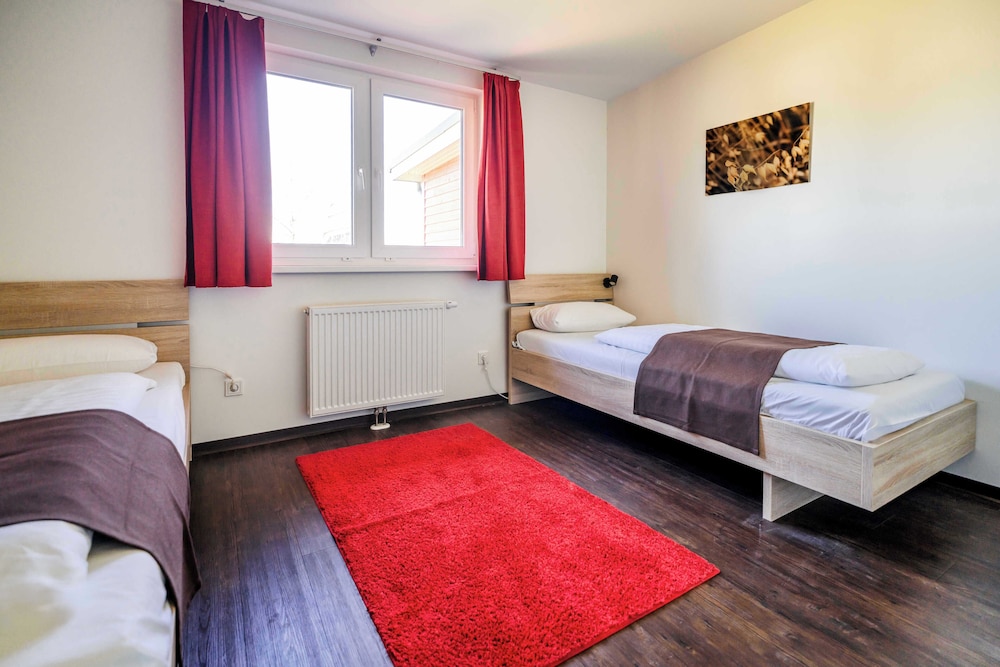 2 Bedrooms, Premium, House, Twin Beds, Sofa