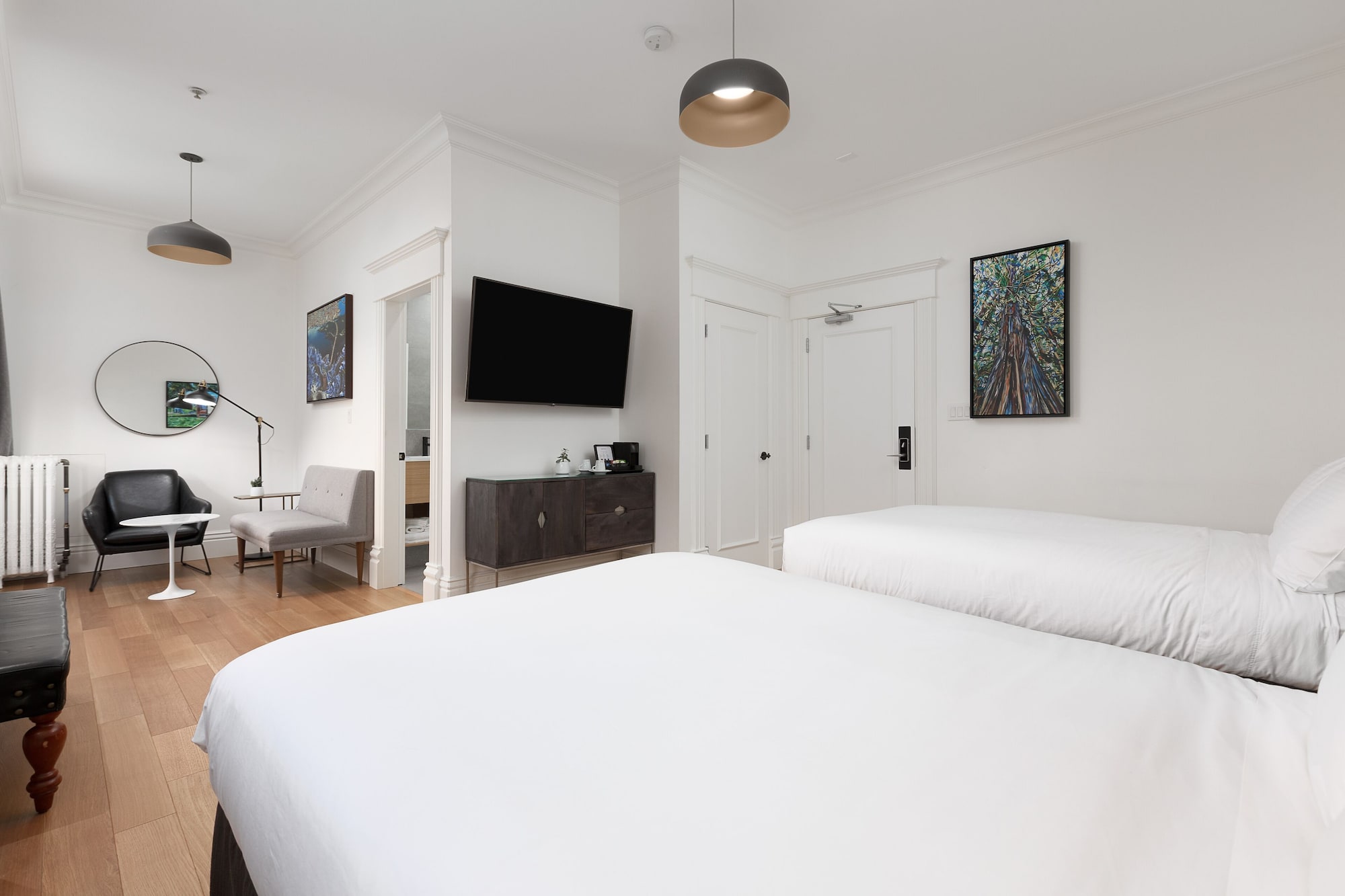 LEGACY, 2 DOUBLE BEDS