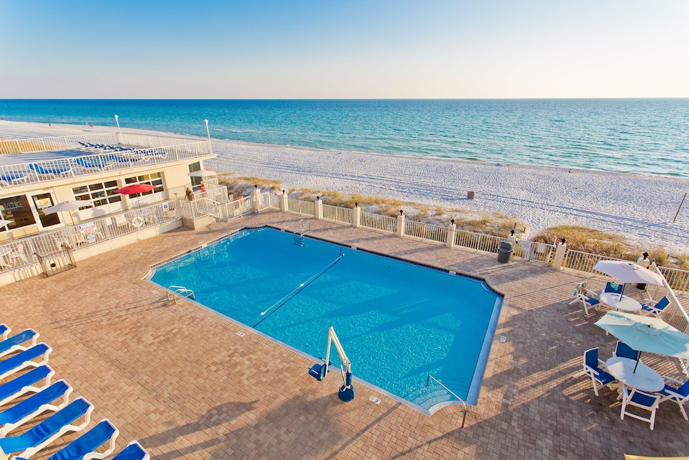 Beachside Resort 37/62