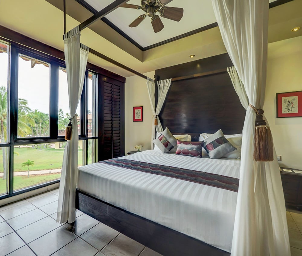 Nirwana Resort Hotel 28/74