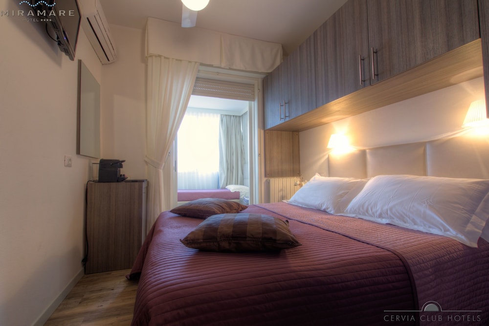HOTEL MIRAMARE 27/70