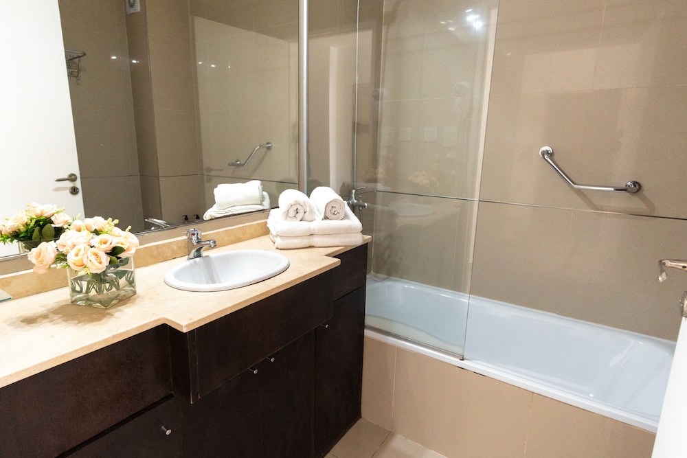 ISI BAIRES APART & SUITES 65/68