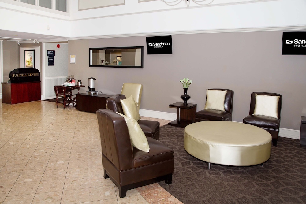 Sandman Hotel Langley 33/47