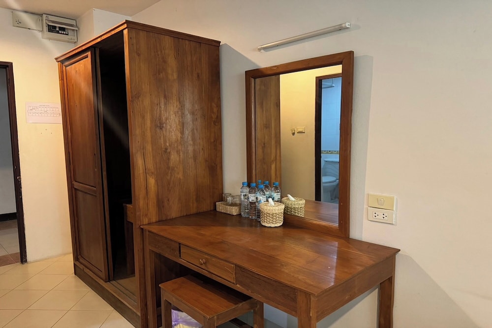 Budget Stars Hotel Chiang Mai by ZUZU 8/57